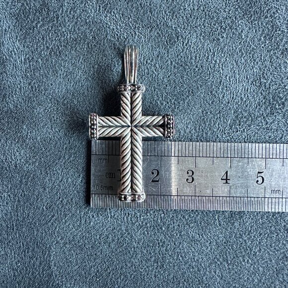 David Yurman Chevron Cross Pendant in Sterling Silver & Black Diamonds - Picture 12 of 12